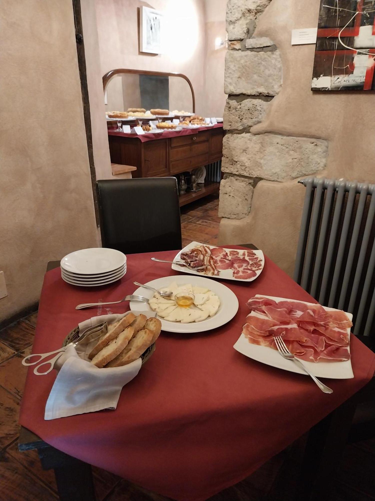 Affittacamere La Piazzetta Anagni Dış mekan fotoğraf